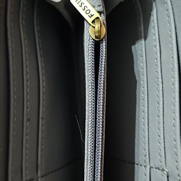 Fossil zippered wallet b67 - Picture 5 of 5